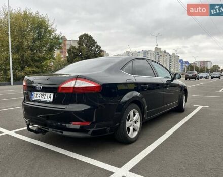 Чорний Форд Мондео, об'ємом двигуна 2.26 л та пробігом 260 тис. км за 7300 $, фото 5 на Automoto.ua