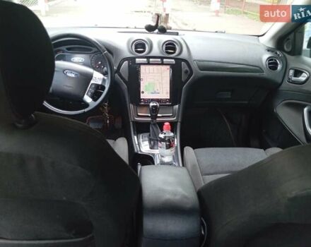 Черный Форд Мондео, объемом двигателя 2.26 л и пробегом 299 тыс. км за 6000 $, фото 13 на Automoto.ua