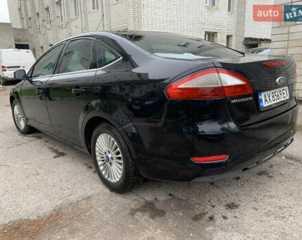 Черный Форд Мондео, объемом двигателя 2 л и пробегом 209 тыс. км за 5900 $, фото 3 на Automoto.ua