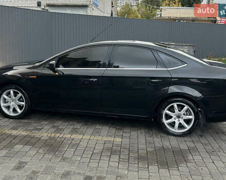 Черный Форд Мондео, объемом двигателя 2.26 л и пробегом 300 тыс. км за 5700 $, фото 6 на Automoto.ua