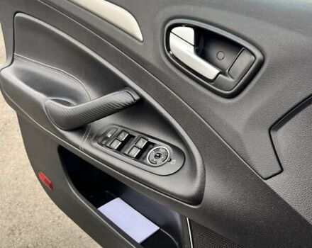 Чорний Форд Мондео, об'ємом двигуна 2.26 л та пробігом 260 тис. км за 7300 $, фото 19 на Automoto.ua