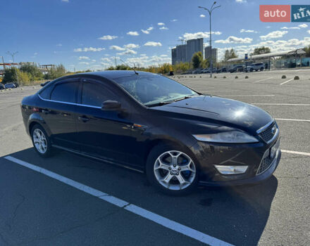 Черный Форд Мондео, объемом двигателя 2.5 л и пробегом 207 тыс. км за 6500 $, фото 2 на Automoto.ua