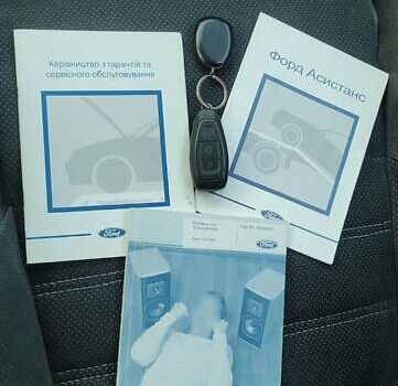 Чорний Форд Мондео, об'ємом двигуна 2.26 л та пробігом 260 тис. км за 7300 $, фото 28 на Automoto.ua