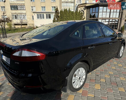 Черный Форд Мондео, объемом двигателя 1.8 л и пробегом 250 тыс. км за 5700 $, фото 7 на Automoto.ua