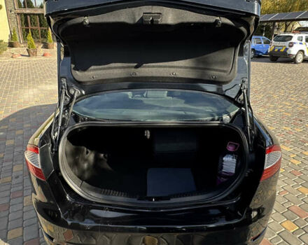 Черный Форд Мондео, объемом двигателя 1.8 л и пробегом 250 тыс. км за 5700 $, фото 14 на Automoto.ua