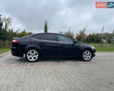 Черный Форд Мондео, объемом двигателя 2 л и пробегом 165 тыс. км за 7000 $, фото 3 на Automoto.ua