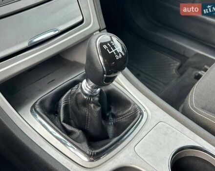 Черный Форд Мондео, объемом двигателя 1.8 л и пробегом 225 тыс. км за 6800 $, фото 23 на Automoto.ua