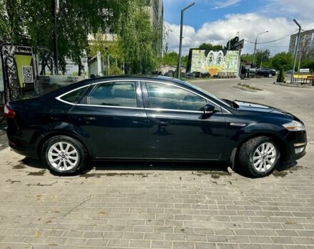 Чорний Форд Мондео, об'ємом двигуна 2 л та пробігом 176 тис. км за 7500 $, фото 1 на Automoto.ua