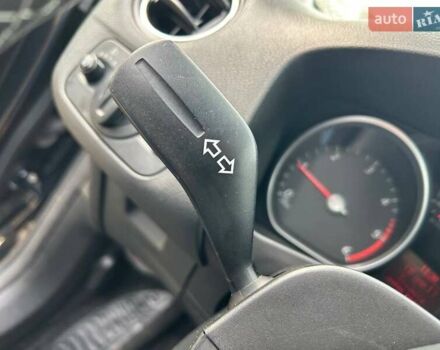 Черный Форд Мондео, объемом двигателя 1.8 л и пробегом 225 тыс. км за 6800 $, фото 21 на Automoto.ua