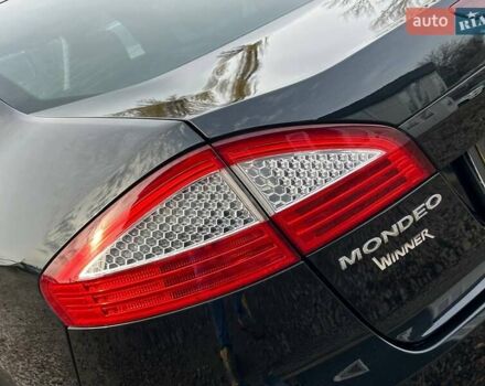 Черный Форд Мондео, объемом двигателя 1.8 л и пробегом 225 тыс. км за 6800 $, фото 10 на Automoto.ua
