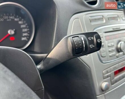 Черный Форд Мондео, объемом двигателя 1.8 л и пробегом 225 тыс. км за 6800 $, фото 20 на Automoto.ua