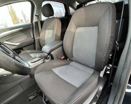 Черный Форд Мондео, объемом двигателя 1.8 л и пробегом 225 тыс. км за 6800 $, фото 13 на Automoto.ua