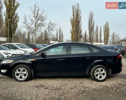 Черный Форд Мондео, объемом двигателя 1.8 л и пробегом 225 тыс. км за 6800 $, фото 8 на Automoto.ua