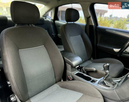 Черный Форд Мондео, объемом двигателя 2 л и пробегом 330 тыс. км за 7190 $, фото 30 на Automoto.ua