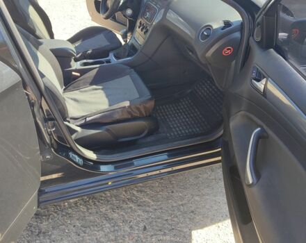 Чорний Форд Мондео, об'ємом двигуна 1.6 л та пробігом 270 тис. км за 6700 $, фото 2 на Automoto.ua