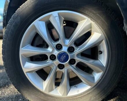 Черный Форд Мондео, объемом двигателя 1.6 л и пробегом 152 тыс. км за 5999 $, фото 5 на Automoto.ua