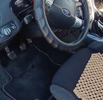 Чорний Форд Мондео, об'ємом двигуна 2 л та пробігом 255 тис. км за 6350 $, фото 15 на Automoto.ua