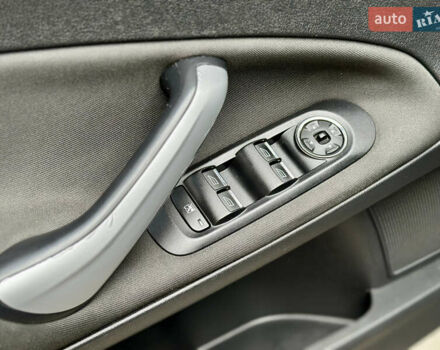 Черный Форд Мондео, объемом двигателя 2 л и пробегом 330 тыс. км за 7190 $, фото 14 на Automoto.ua