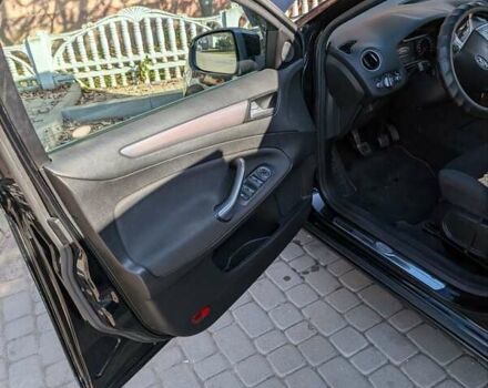 Чорний Форд Мондео, об'ємом двигуна 2 л та пробігом 255 тис. км за 6350 $, фото 21 на Automoto.ua