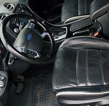 Черный Форд Мондео, объемом двигателя 2 л и пробегом 162 тыс. км за 8700 $, фото 27 на Automoto.ua