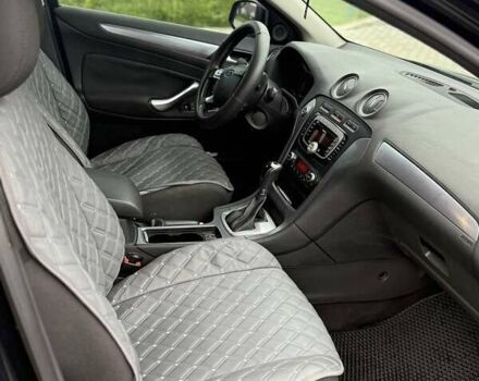 Черный Форд Мондео, объемом двигателя 2 л и пробегом 204 тыс. км за 6600 $, фото 1 на Automoto.ua