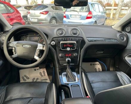 Черный Форд Мондео, объемом двигателя 2 л и пробегом 292 тыс. км за 7300 $, фото 7 на Automoto.ua