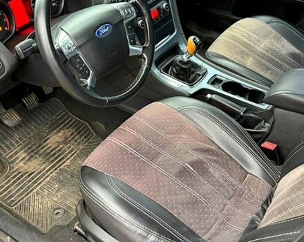 Черный Форд Мондео, объемом двигателя 1.6 л и пробегом 510 тыс. км за 6000 $, фото 2 на Automoto.ua