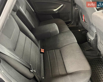 Черный Форд Мондео, объемом двигателя 2 л и пробегом 206 тыс. км за 8000 $, фото 25 на Automoto.ua