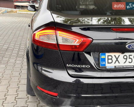 Черный Форд Мондео, объемом двигателя 2 л и пробегом 206 тыс. км за 8900 $, фото 41 на Automoto.ua