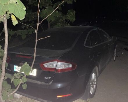 Черный Форд Мондео, объемом двигателя 0 л и пробегом 196 тыс. км за 3000 $, фото 2 на Automoto.ua