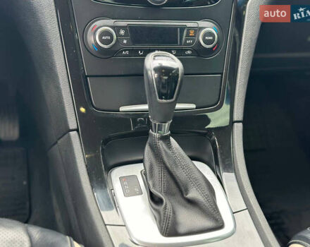 Черный Форд Мондео, объемом двигателя 2 л и пробегом 80 тыс. км за 8888 $, фото 11 на Automoto.ua