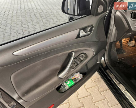 Черный Форд Мондео, объемом двигателя 2 л и пробегом 206 тыс. км за 8900 $, фото 29 на Automoto.ua