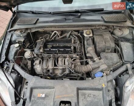 Чорний Форд Мондео, об'ємом двигуна 1.6 л та пробігом 178 тис. км за 6300 $, фото 31 на Automoto.ua