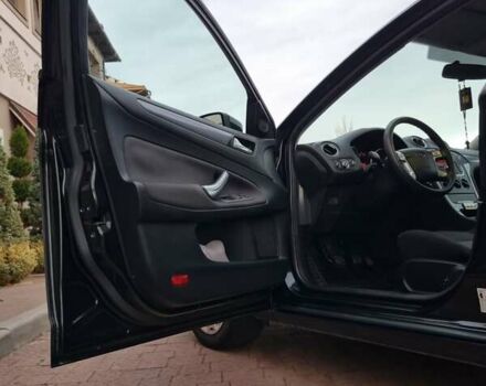 Черный Форд Мондео, объемом двигателя 1.6 л и пробегом 178 тыс. км за 6700 $, фото 23 на Automoto.ua