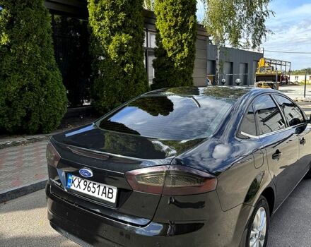 Черный Форд Мондео, объемом двигателя 1.6 л и пробегом 150 тыс. км за 7200 $, фото 2 на Automoto.ua