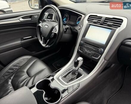 Черный Форд Мондео, объемом двигателя 2 л и пробегом 170 тыс. км за 8700 $, фото 43 на Automoto.ua