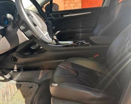 Чорний Форд Мондео, об'ємом двигуна 2 л та пробігом 195 тис. км за 12500 $, фото 13 на Automoto.ua