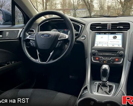 Черный Форд Мондео, объемом двигателя 1.5 л и пробегом 191 тыс. км за 11500 $, фото 10 на Automoto.ua