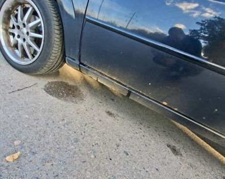 Черный Форд Мондео, объемом двигателя 2 л и пробегом 208 тыс. км за 4500 $, фото 18 на Automoto.ua