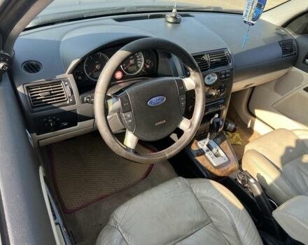 Чорний Форд Мондео, об'ємом двигуна 0 л та пробігом 250 тис. км за 1064 $, фото 6 на Automoto.ua