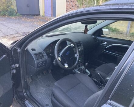 Черный Форд Мондео, объемом двигателя 0 л и пробегом 295 тыс. км за 1400 $, фото 7 на Automoto.ua