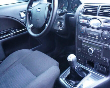 Черный Форд Мондео, объемом двигателя 2 л и пробегом 294 тыс. км за 3899 $, фото 22 на Automoto.ua