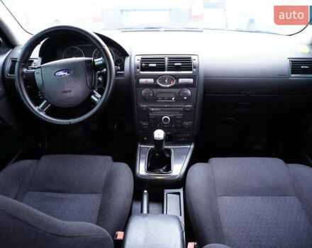 Черный Форд Мондео, объемом двигателя 2 л и пробегом 294 тыс. км за 3899 $, фото 25 на Automoto.ua