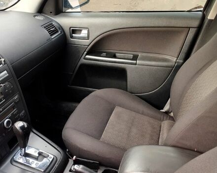 Черный Форд Мондео, объемом двигателя 2 л и пробегом 252 тыс. км за 4500 $, фото 4 на Automoto.ua