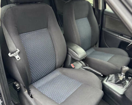 Черный Форд Мондео, объемом двигателя 1.98 л и пробегом 315 тыс. км за 3700 $, фото 13 на Automoto.ua