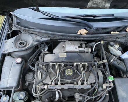 Черный Форд Мондео, объемом двигателя 2 л и пробегом 340 тыс. км за 1390 $, фото 11 на Automoto.ua