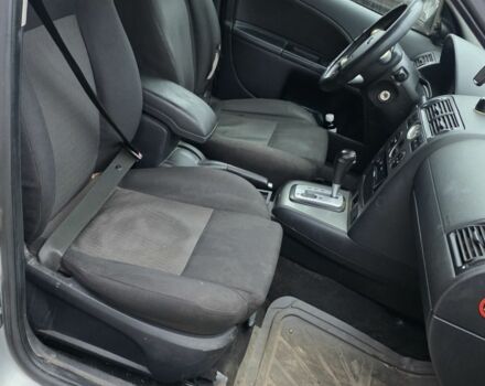 Чорний Форд Мондео, об'ємом двигуна 2 л та пробігом 333 тис. км за 1799 $, фото 22 на Automoto.ua