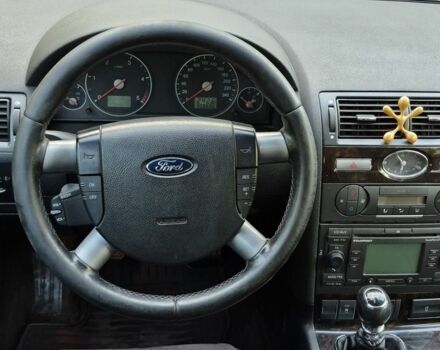 Черный Форд Мондео, объемом двигателя 0 л и пробегом 309 тыс. км за 5000 $, фото 6 на Automoto.ua