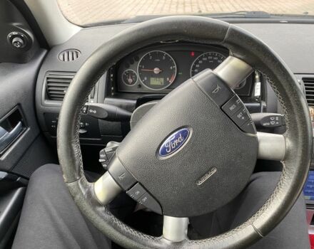 Черный Форд Мондео, объемом двигателя 2 л и пробегом 340 тыс. км за 1390 $, фото 9 на Automoto.ua