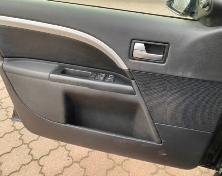 Черный Форд Мондео, объемом двигателя 2 л и пробегом 340 тыс. км за 1390 $, фото 7 на Automoto.ua